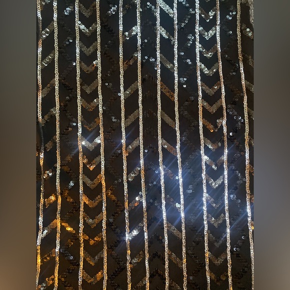 🚨NEVER WORN! | Express Sequin Dress | Size XS - Picture 4 of 11
